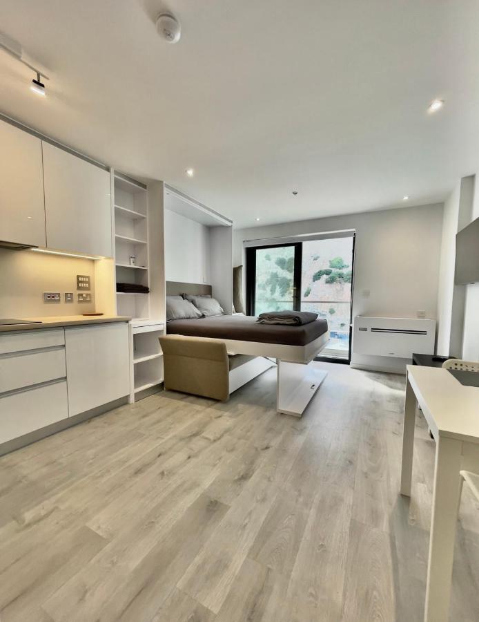 Holiday Studio Apartment Near The Beach And City Centre 直布罗陀 外观 照片