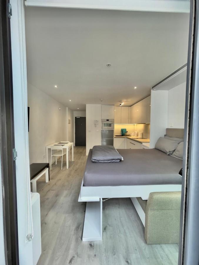 Holiday Studio Apartment Near The Beach And City Centre 直布罗陀 外观 照片